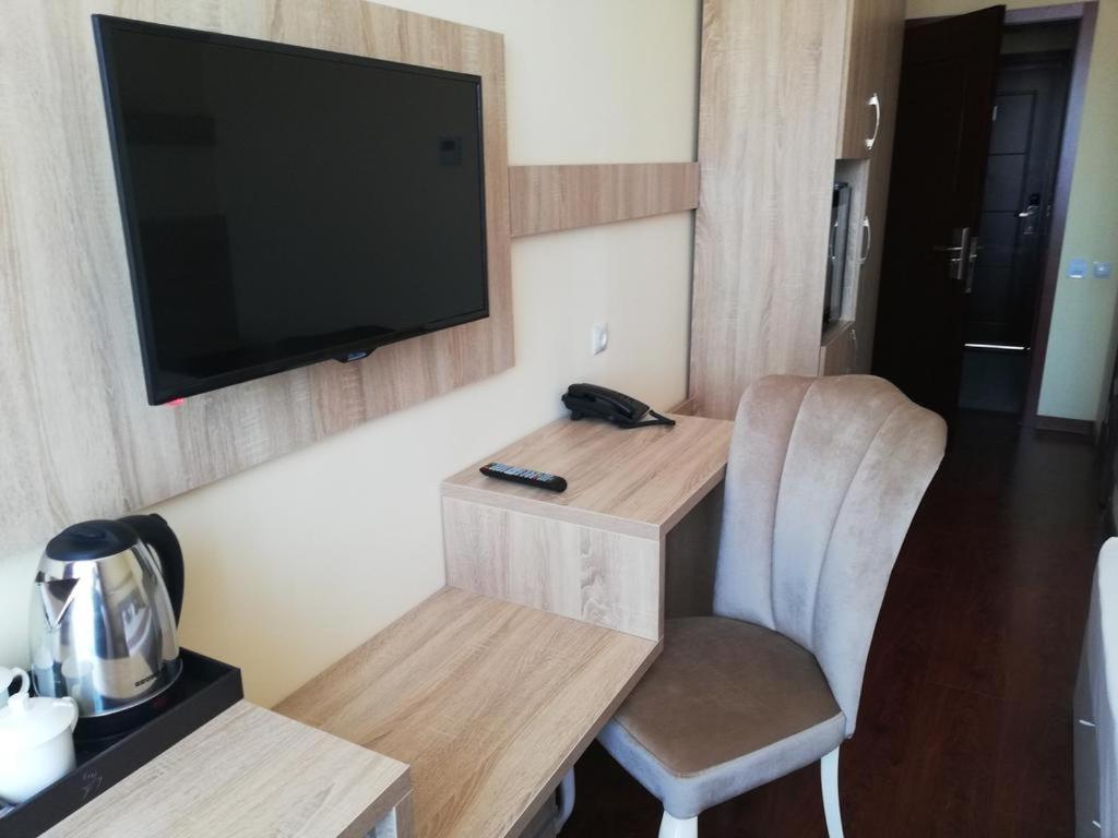 Park Hotel Al Bustan Chimkent Extérieur photo